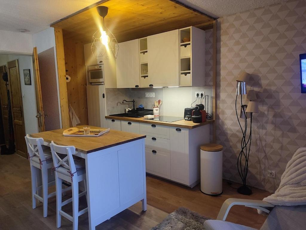 4-6 Couchages.pied Des Pistes.residence Montana1 *