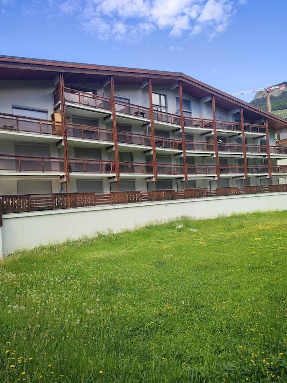 4-6 Couchages.pied Des Pistes.residence Montana1
